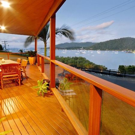 Airlie Waterfront Bed & Breakfast Ерлі-Біч Екстер'єр фото